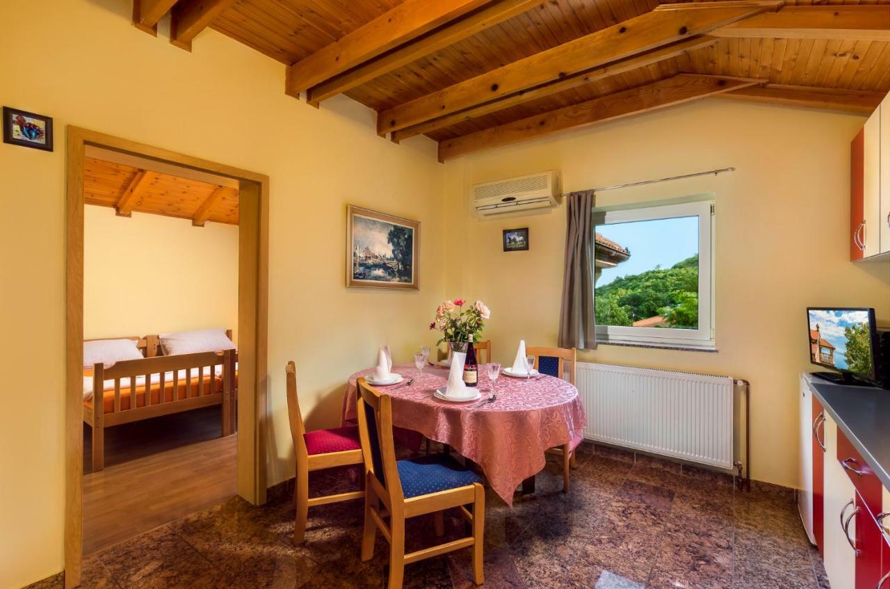 Apartment Panorama Opatija Матули Екстериор снимка