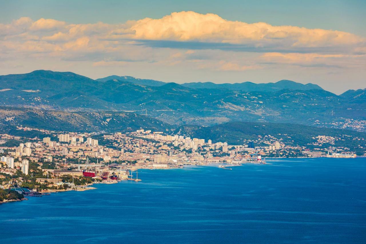 Apartment Panorama Opatija Матули Екстериор снимка