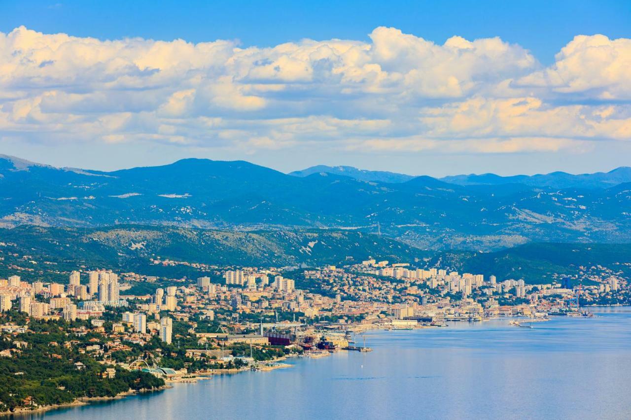 Apartment Panorama Opatija Матули Екстериор снимка