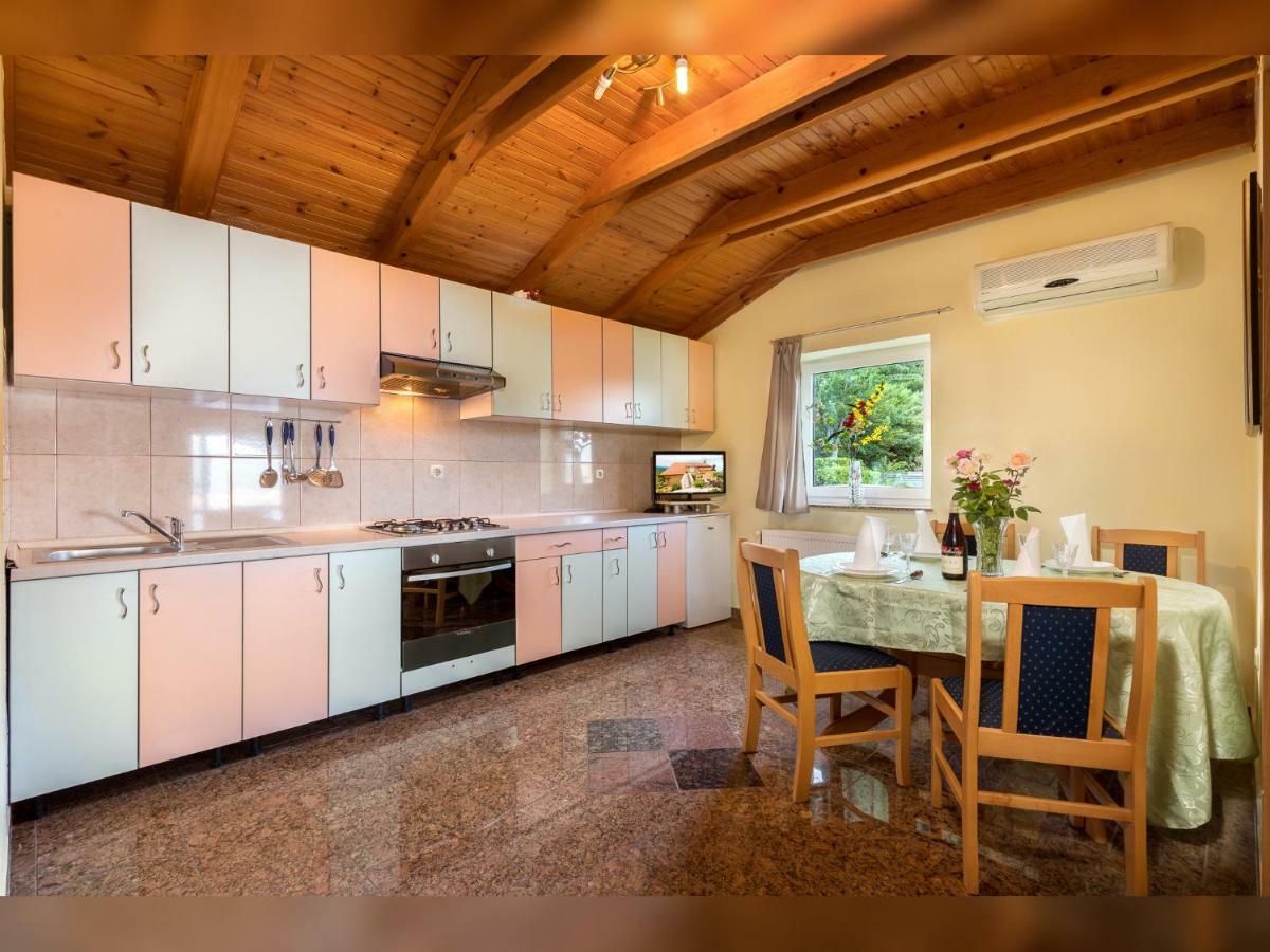 Apartment Panorama Opatija Матули Екстериор снимка